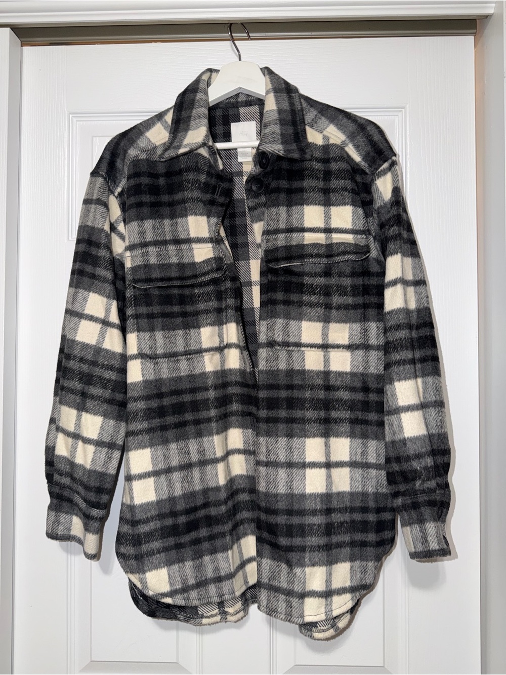 H&M Black & Cream Plaid Utility Jacket